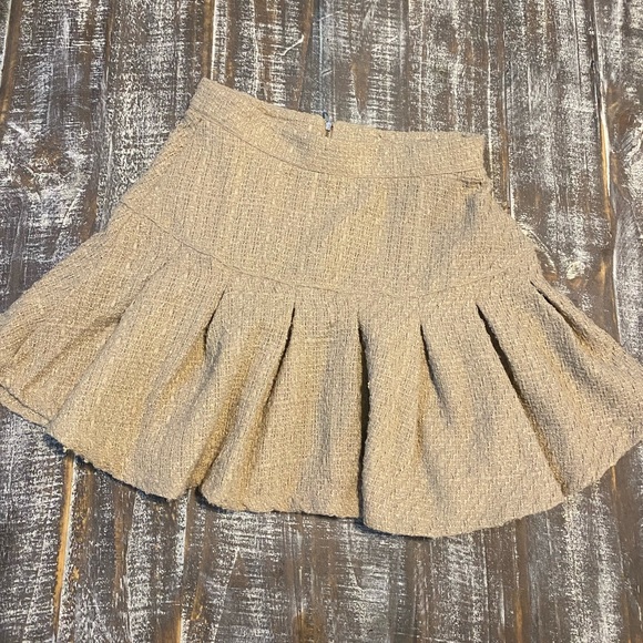 Kendall & Kylie pleated skirt sz Med NWT - Picture 3 of 10